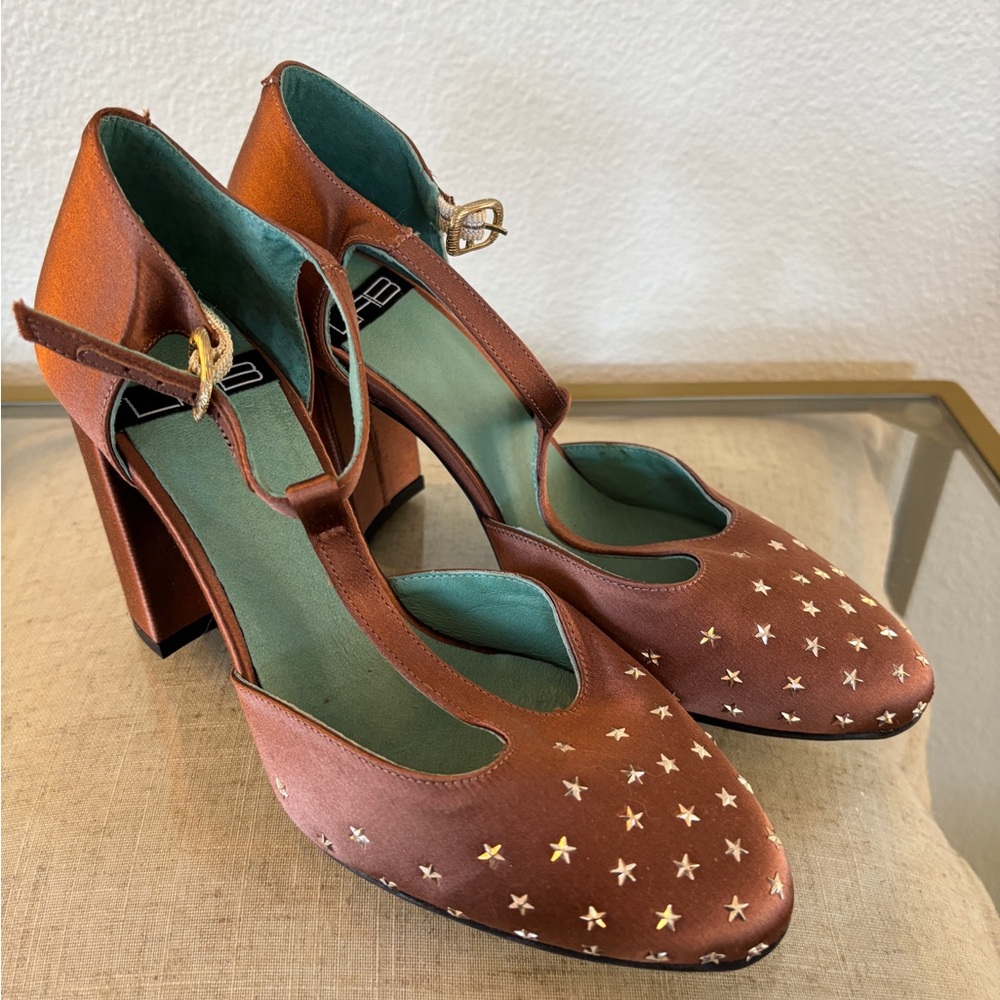 Brown and Gold Vintage-Inspired Heels with Ankle Strap